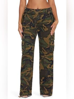Naked Wardrobe-Camouflage Cargo Pants - Green Camo